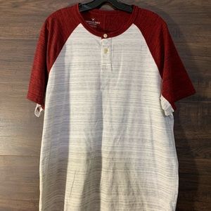 Mens American Eagle shirt large